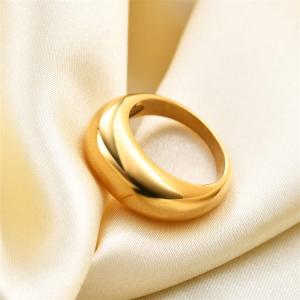 European and American hot selling simple and fashionable oval smooth circular curved surface 18K gold stainless steel titanium steel ring